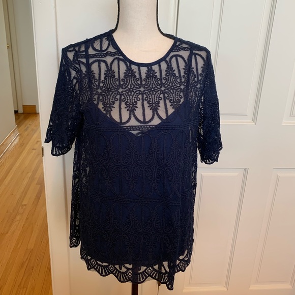 Anthropologie Tops - NWT Anthropologie Navy Blue Lined Lace Top size 8